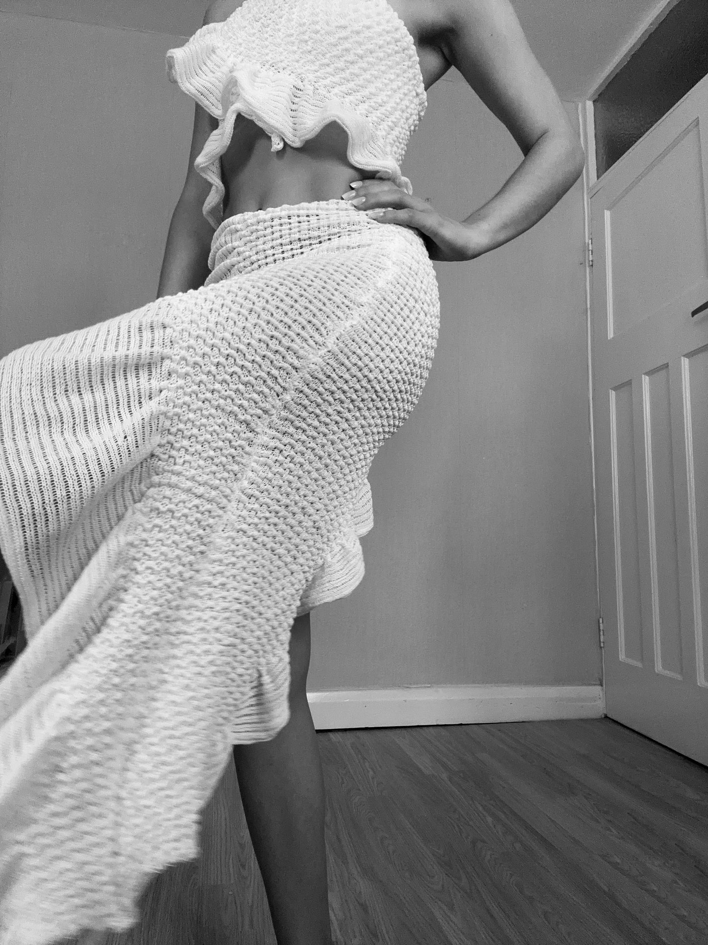 RUFFLE ASYMMETRIC MAXI SKIRT