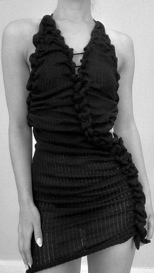 RUFFLE MINI DRESS - BLACK