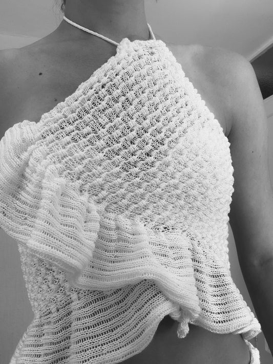 RUFFLE HALTER TOP - WHITE
